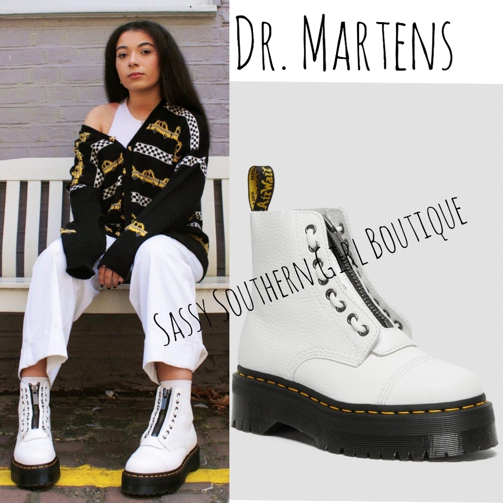 🆕⭐Dr. Martens White Zip And tie combat boots